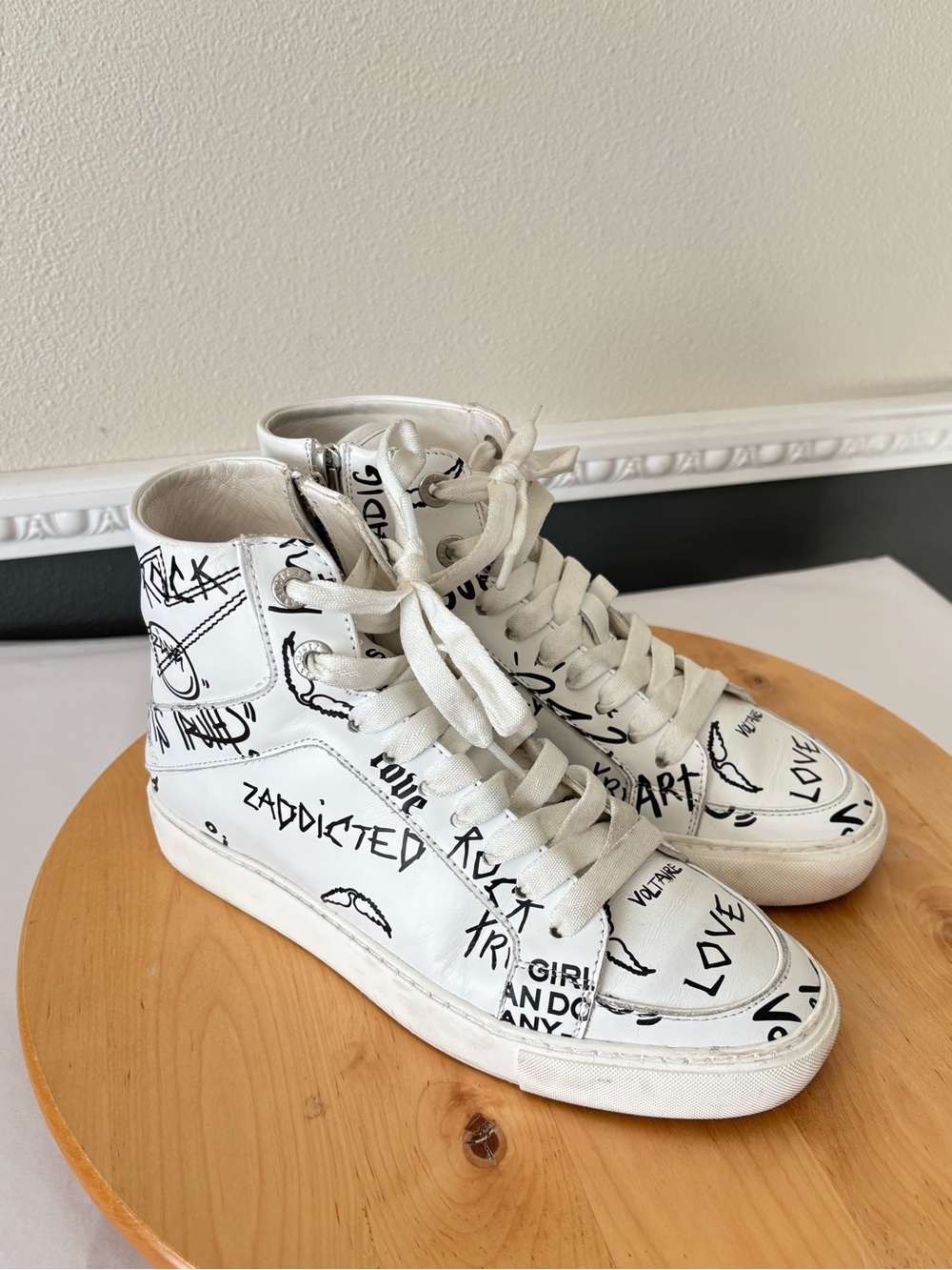 Zadig&Voltaire ZV1747 High Flash High Too Grafitti White Leather Sneakers Size